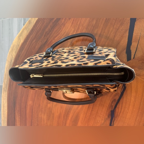 Michael Kors Hamilton satchel W lock, key and real dyed calf hair cheetah color - Picture 5 of 9